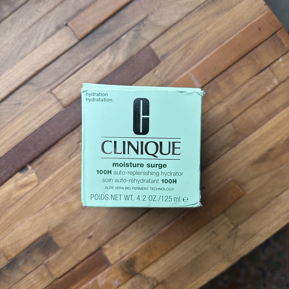 Clinique Moisture Surge 100H Hydrator Moisturizer with Hyaluronic Acid 4.2 oz